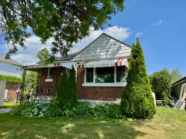 Photo 1 of 1110 Hayes Street, Peterborough, Otonabee Ward 1 — HOMEH