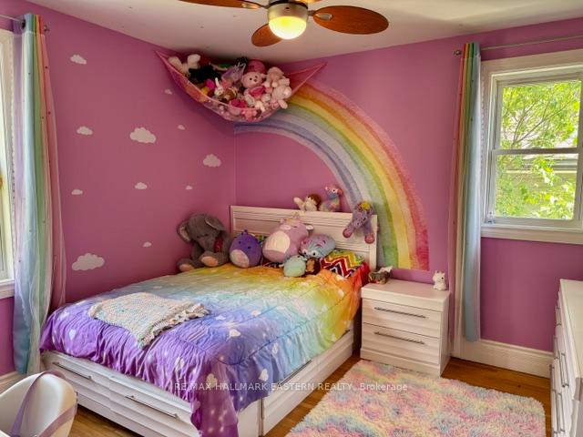Photo 10 of 1110 Hayes Street, Peterborough, Otonabee Ward 1 — HOMEH