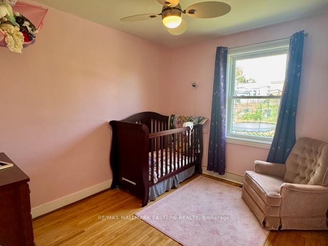 Photo 12 of 1110 Hayes Street, Peterborough, Otonabee Ward 1 — HOMEH