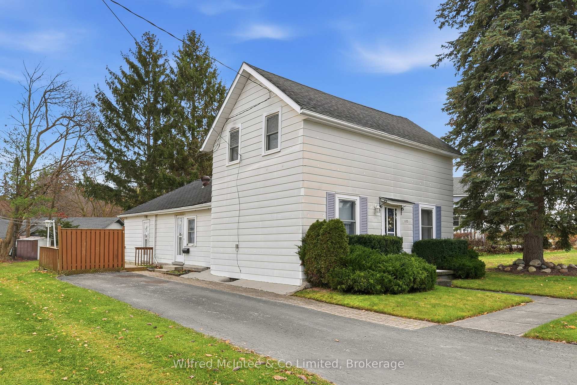 Front of 105 Mcgivern Street W