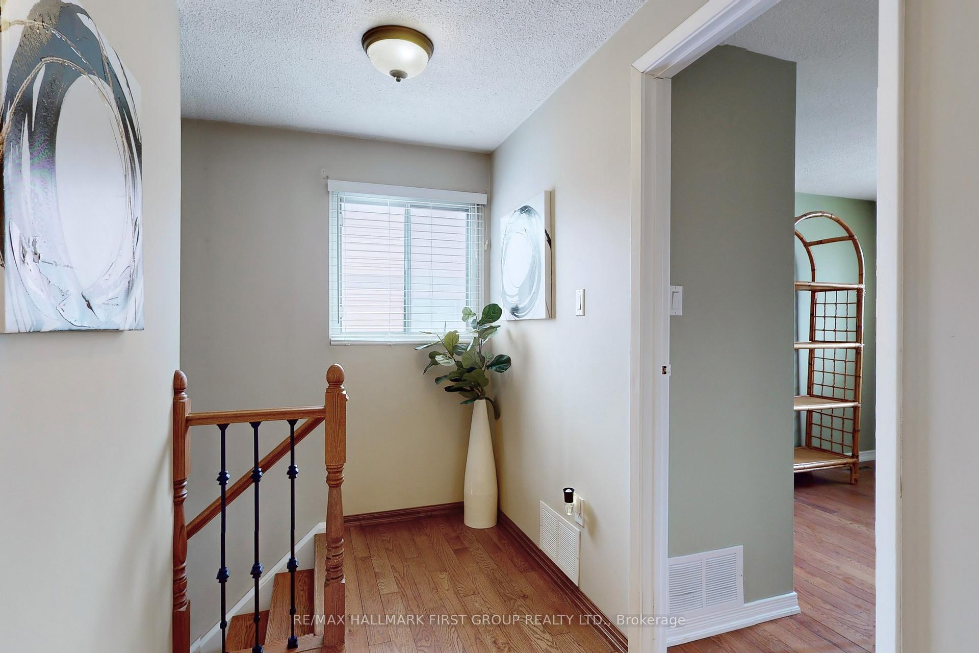 Photo 21 of 552 Lancelot Crescent, Oshawa, Eastdale — HOMEH