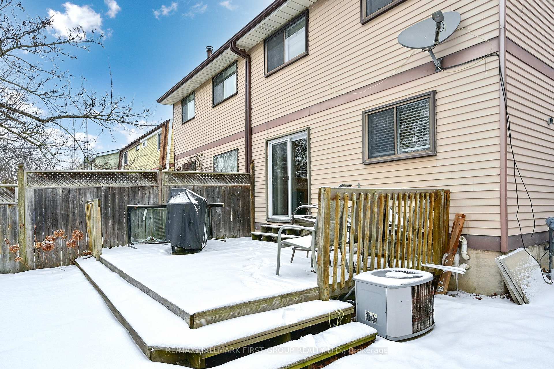 Photo 38 of 552 Lancelot Crescent, Oshawa, Eastdale — HOMEH