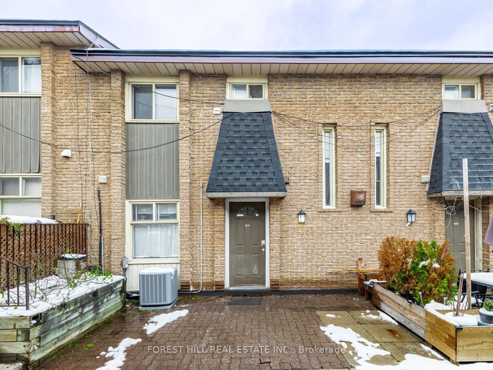 Front of Unit 25, 16 Rexdale Blvd