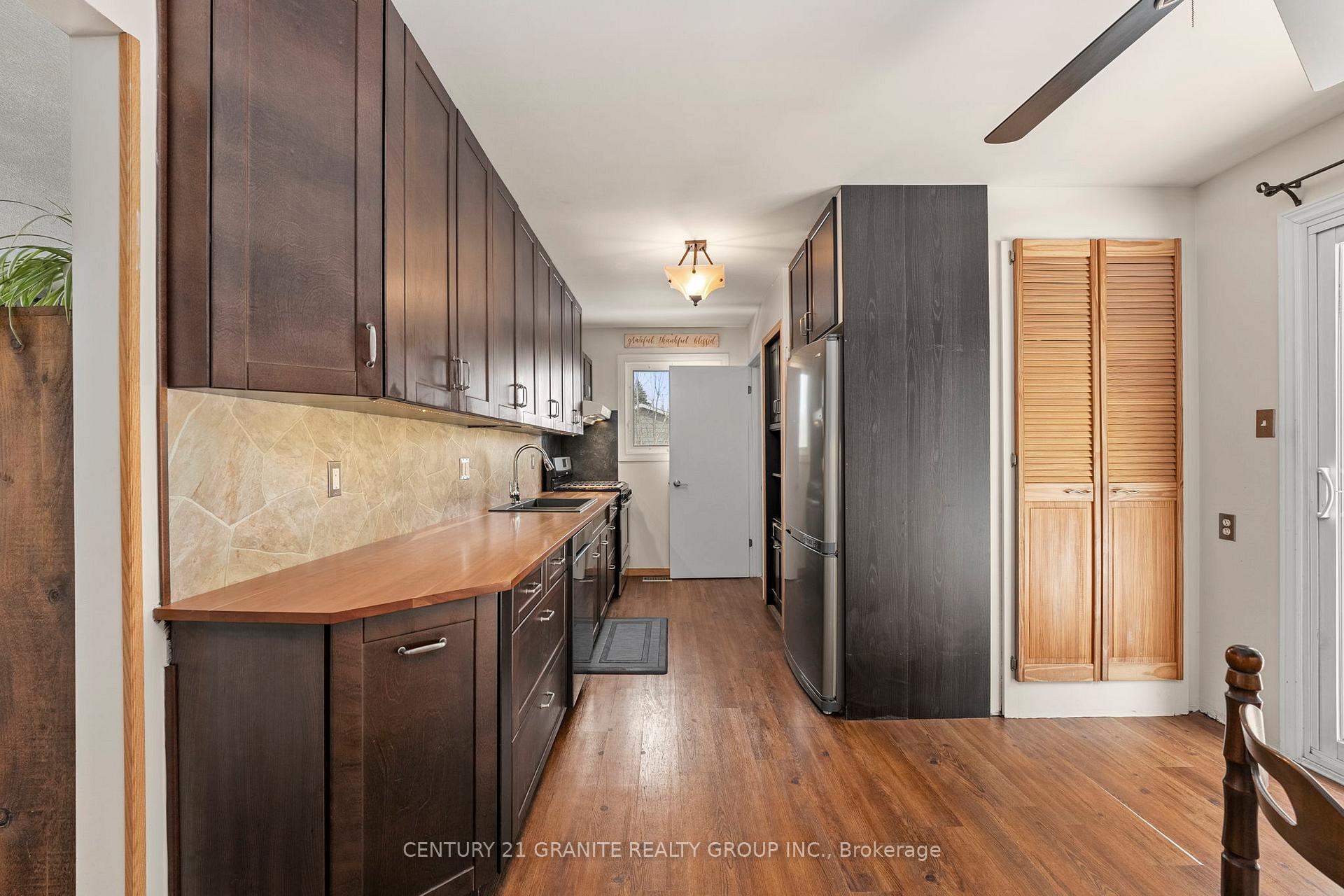 Photo 8 of 1767 Redwood Drive, Peterborough, Monaghan Ward 2 — HOMEH