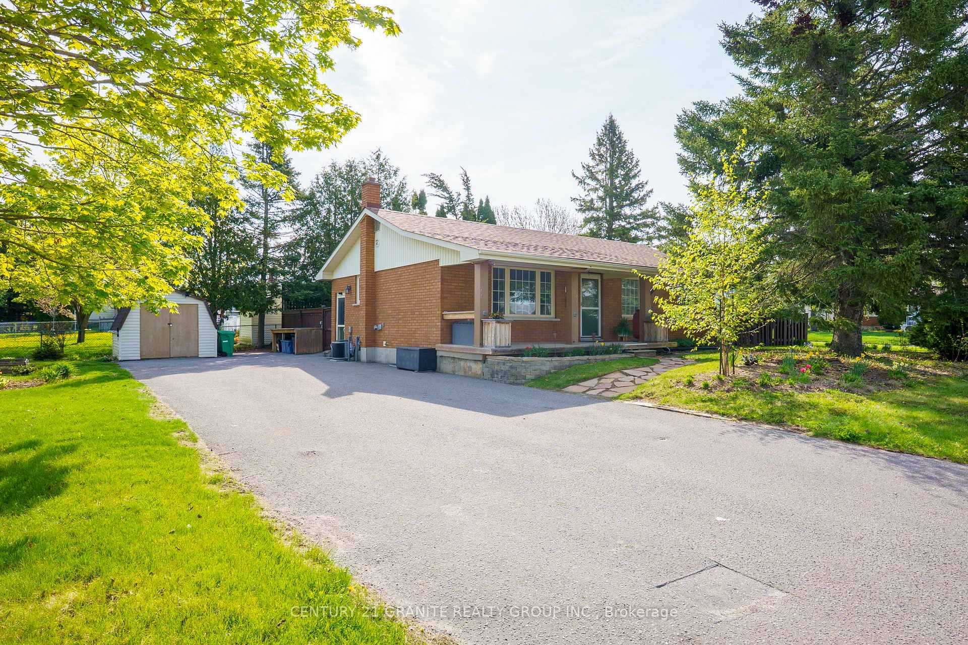 Photo 50 of 1767 Redwood Drive, Peterborough, Monaghan Ward 2 — HOMEH