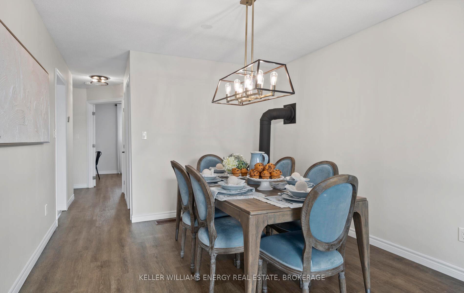Photo 6 of 222 Overbank Drive, Oshawa, McLaughlin — HOMEH