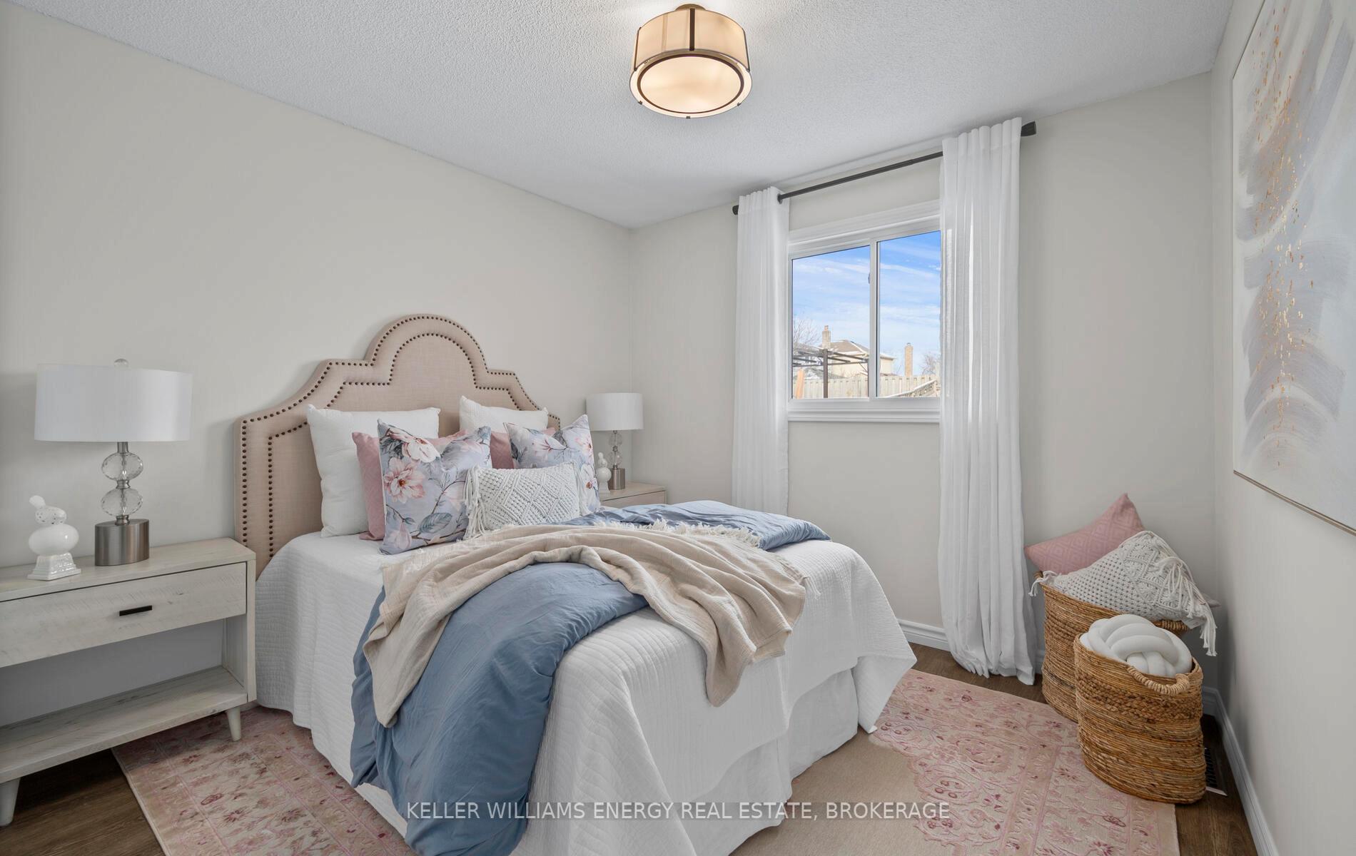 Photo 17 of 222 Overbank Drive, Oshawa, McLaughlin — HOMEH