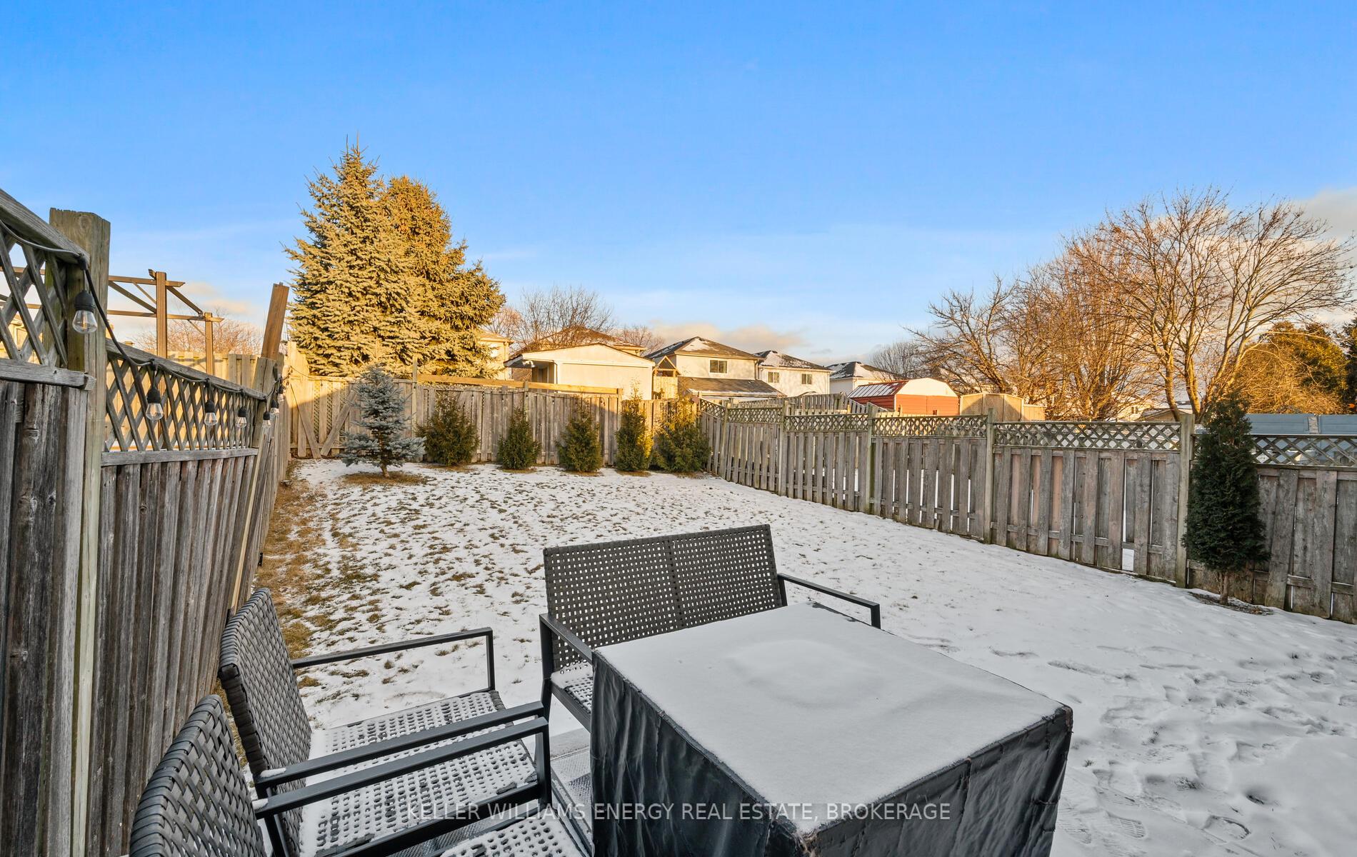Photo 31 of 222 Overbank Drive, Oshawa, McLaughlin — HOMEH