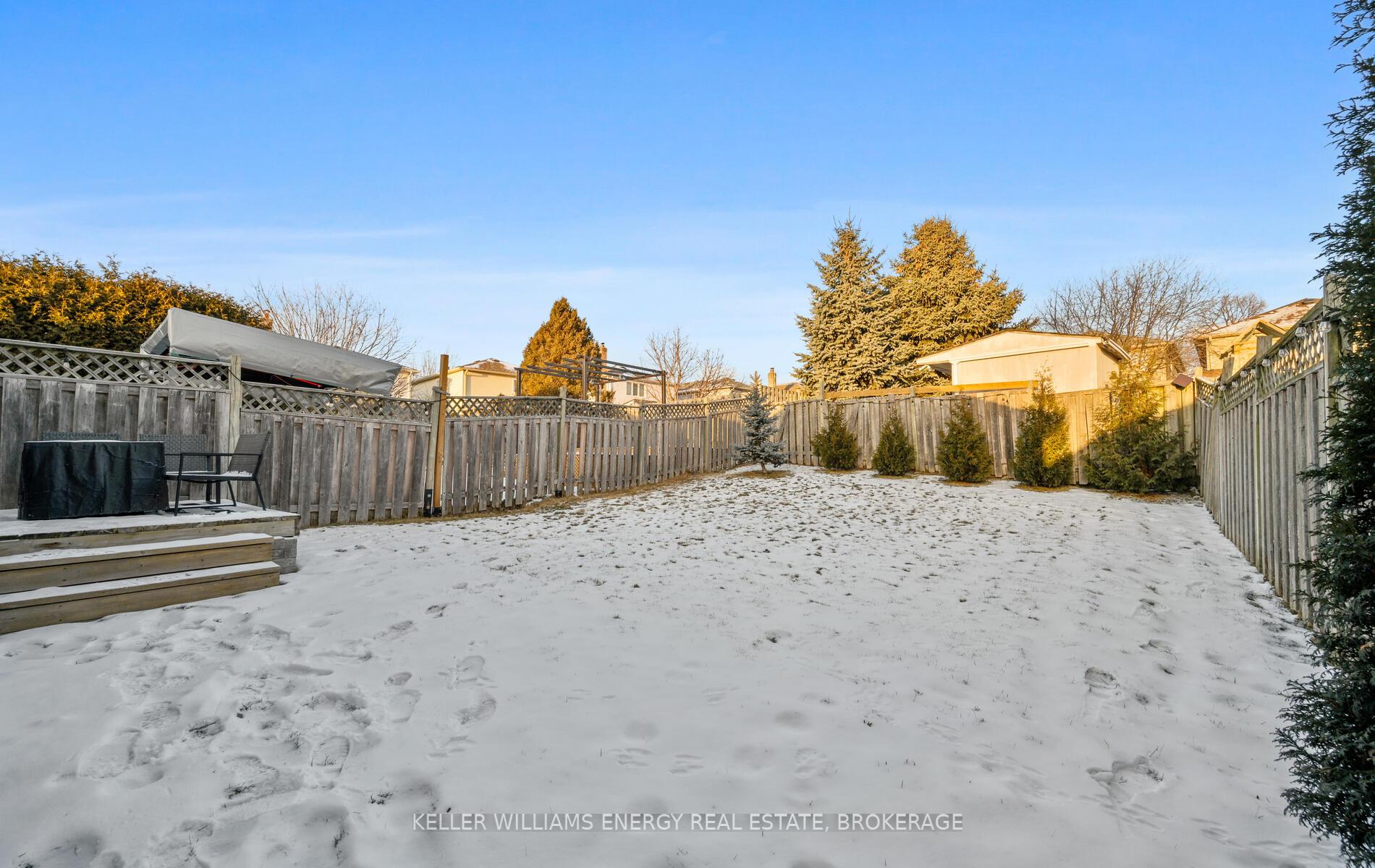 Photo 33 of 222 Overbank Drive, Oshawa, McLaughlin — HOMEH