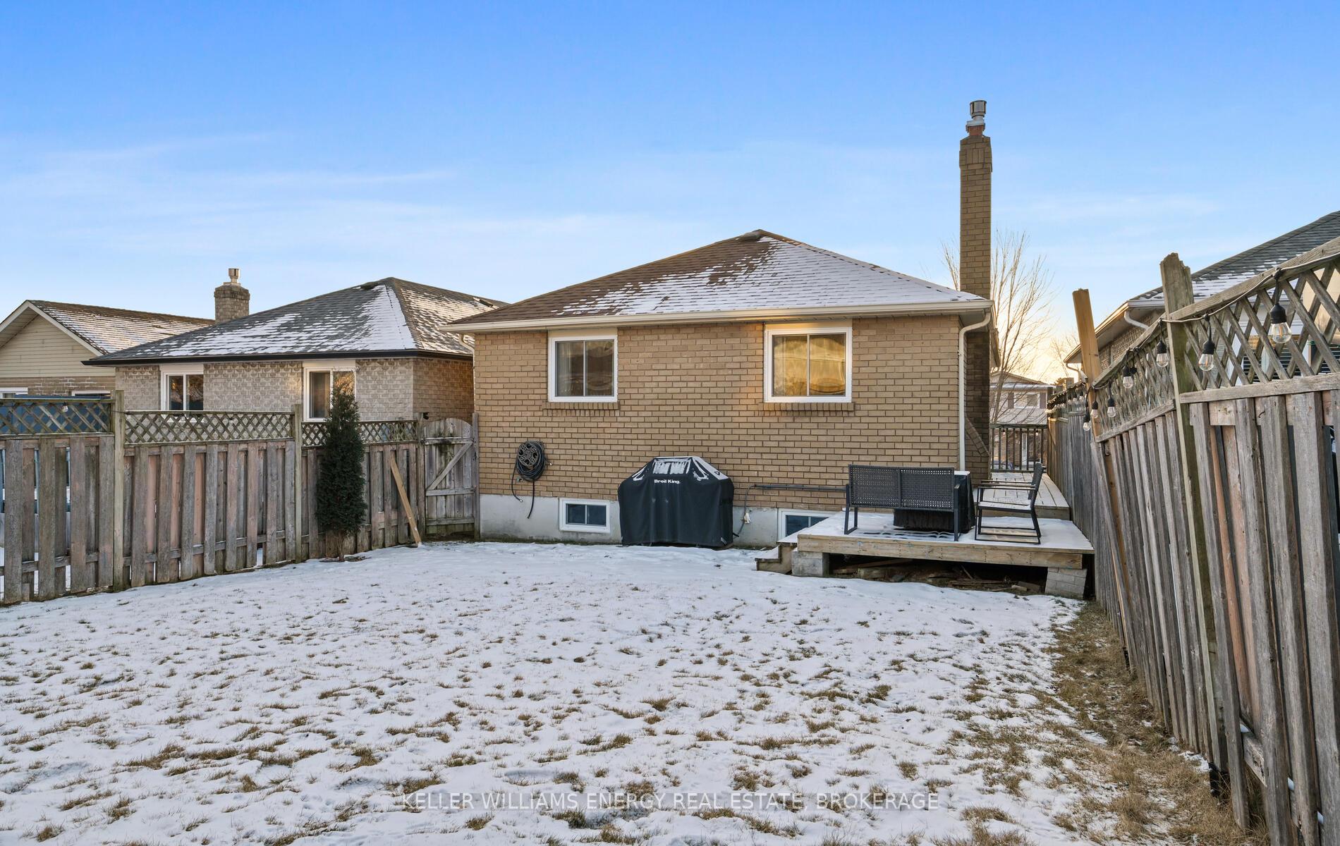 Photo 34 of 222 Overbank Drive, Oshawa, McLaughlin — HOMEH