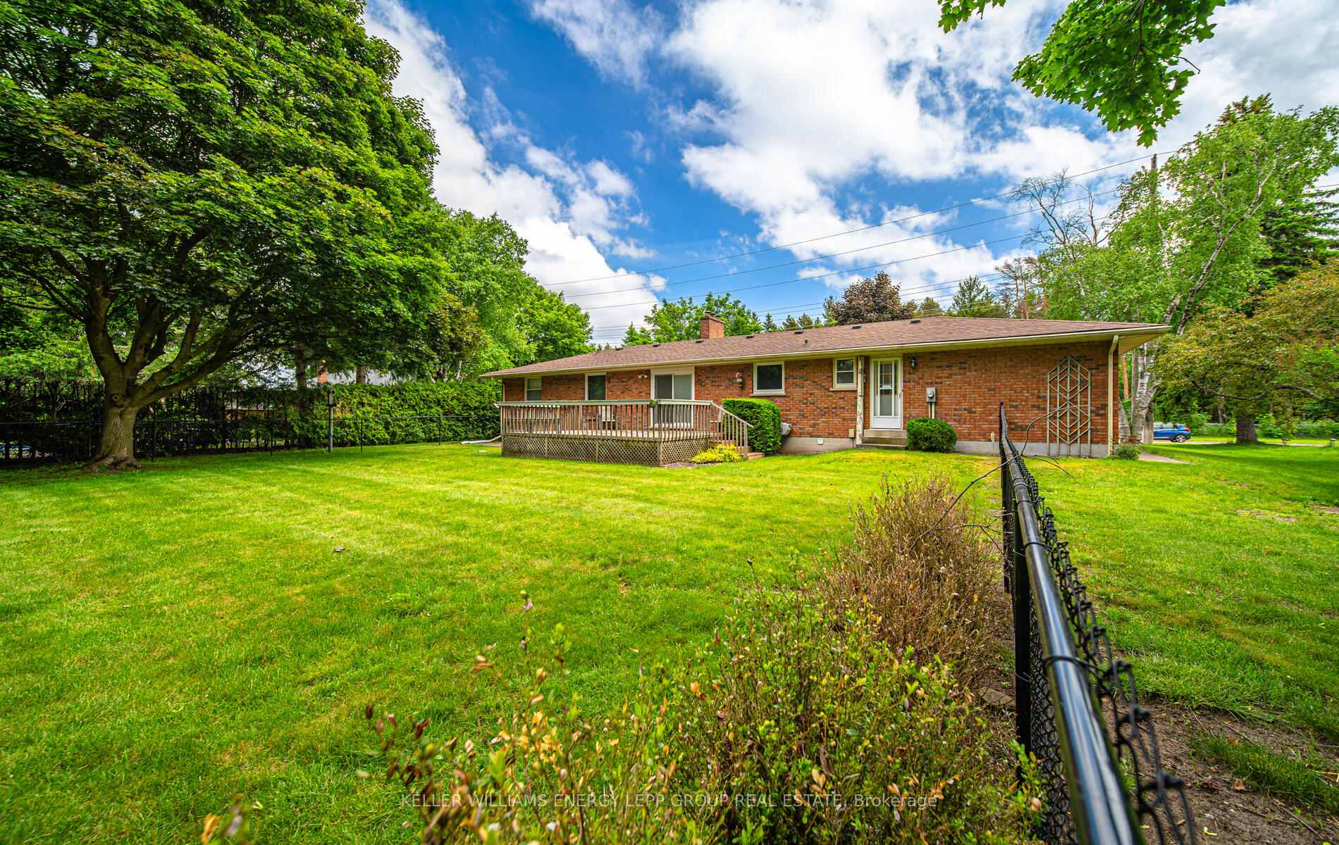 Photo 10 of 336 Conlin Road E, Oshawa, Kedron — HOMEH