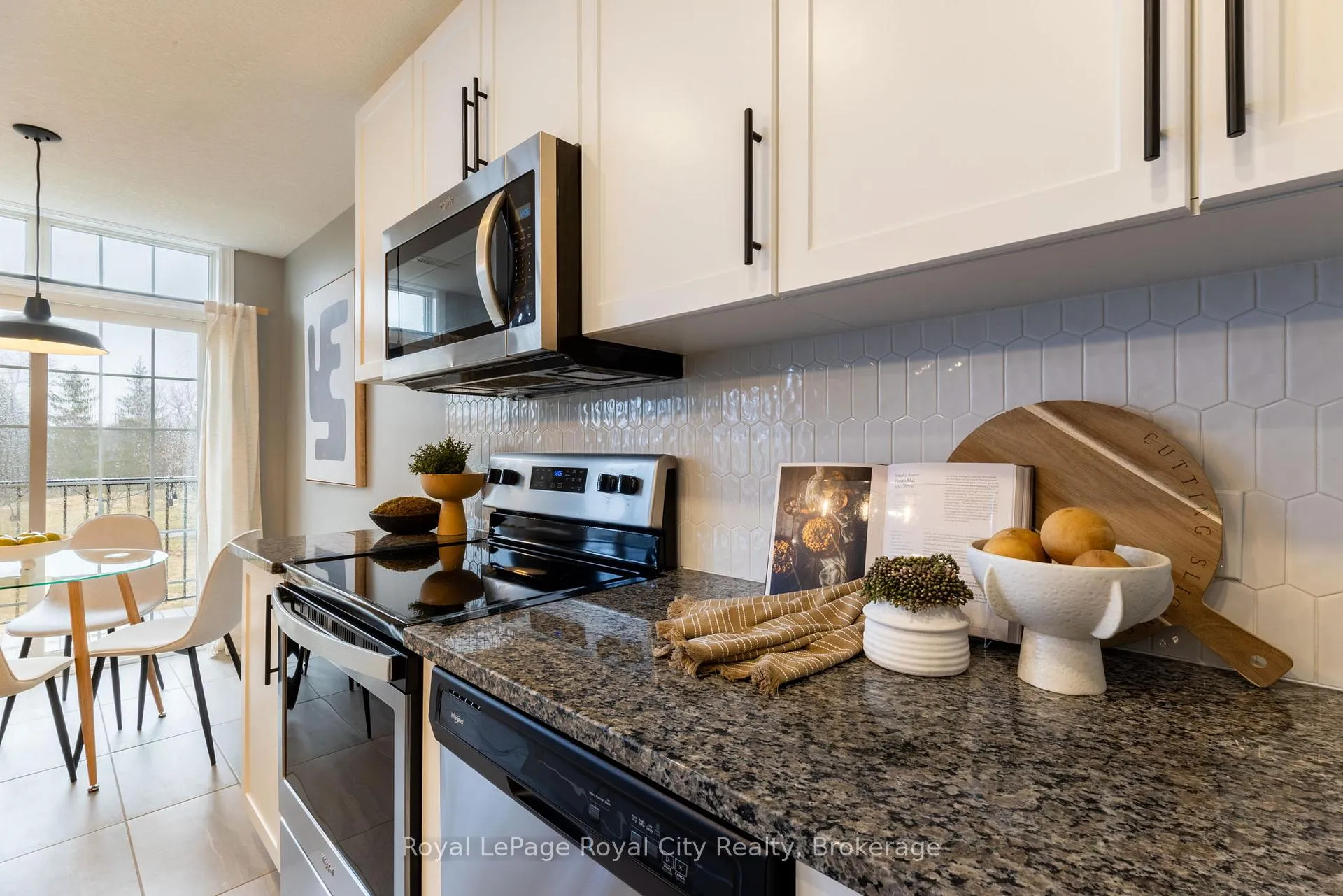 Photo 9 of Unit 316, 333 Gosling Gardens, Guelph, Clairfields/Hanlon Business Park — HOMEH