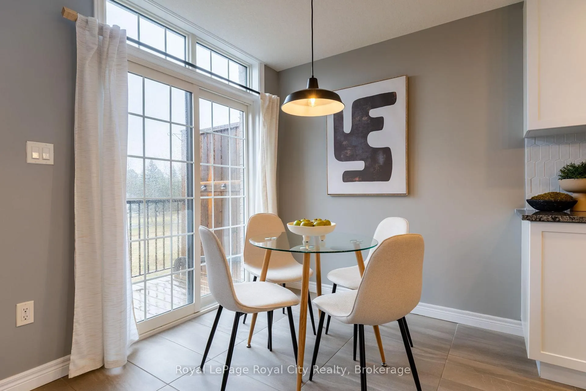 Photo 13 of Unit 316, 333 Gosling Gardens, Guelph, Clairfields/Hanlon Business Park — HOMEH