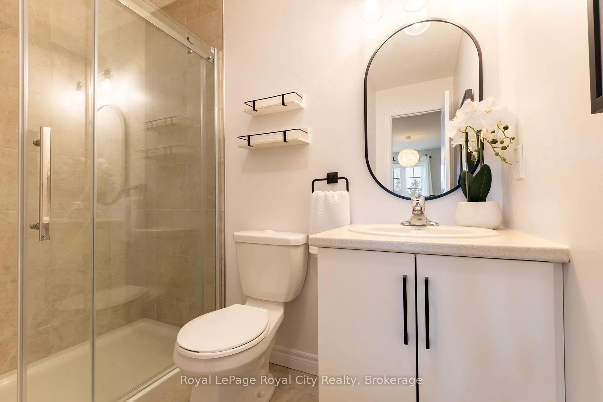 Photo 22 of Unit 316, 333 Gosling Gardens, Guelph, Clairfields/Hanlon Business Park — HOMEH