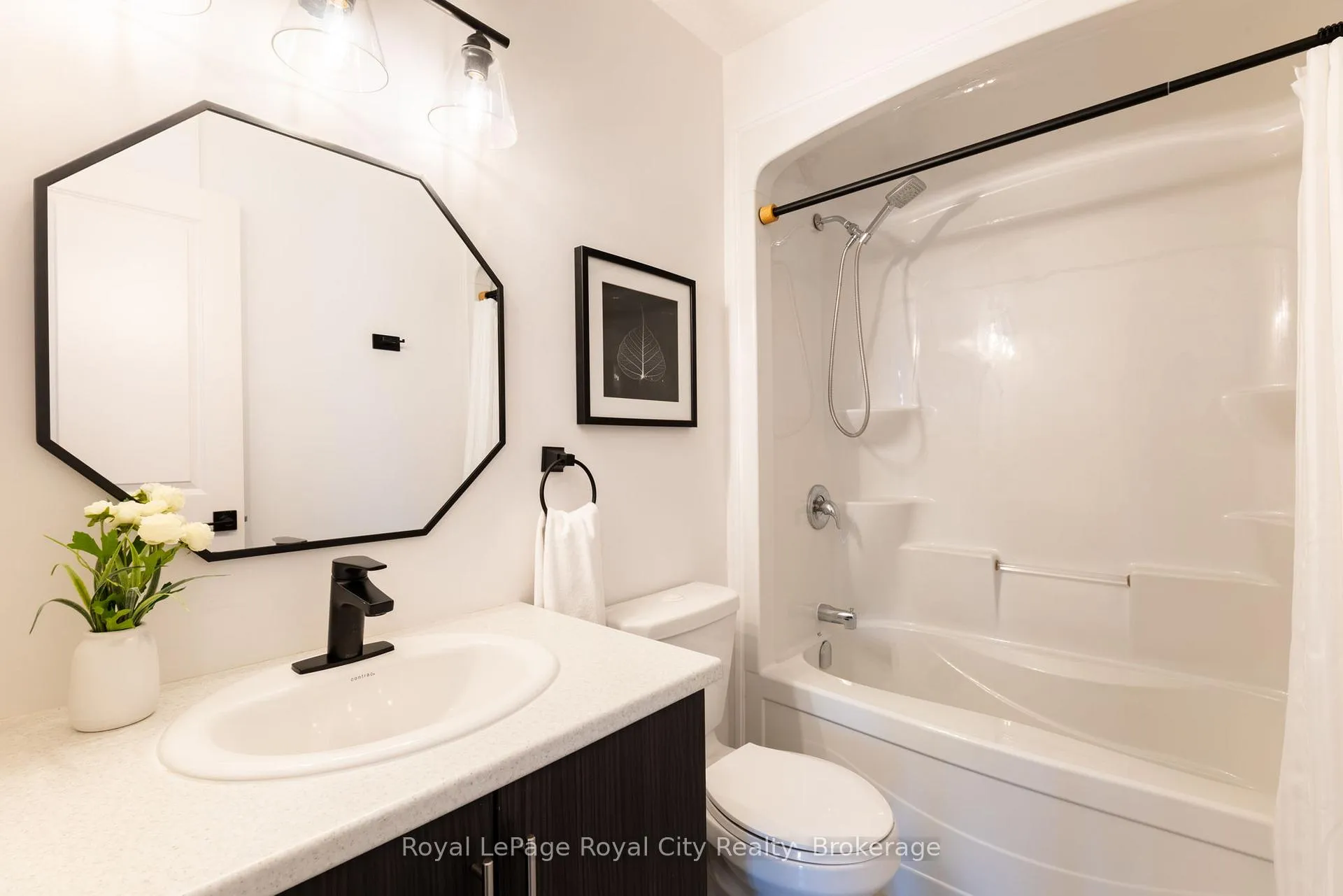 Photo 27 of Unit 316, 333 Gosling Gardens, Guelph, Clairfields/Hanlon Business Park — HOMEH