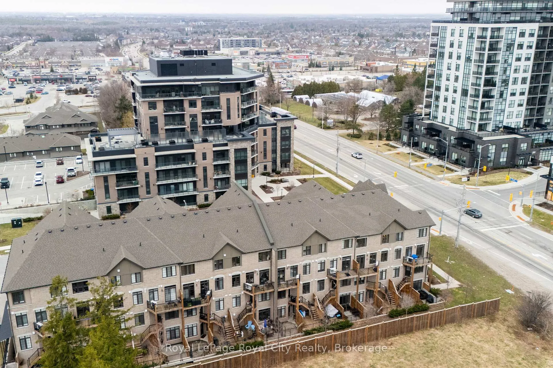 Photo 30 of Unit 316, 333 Gosling Gardens, Guelph, Clairfields/Hanlon Business Park — HOMEH