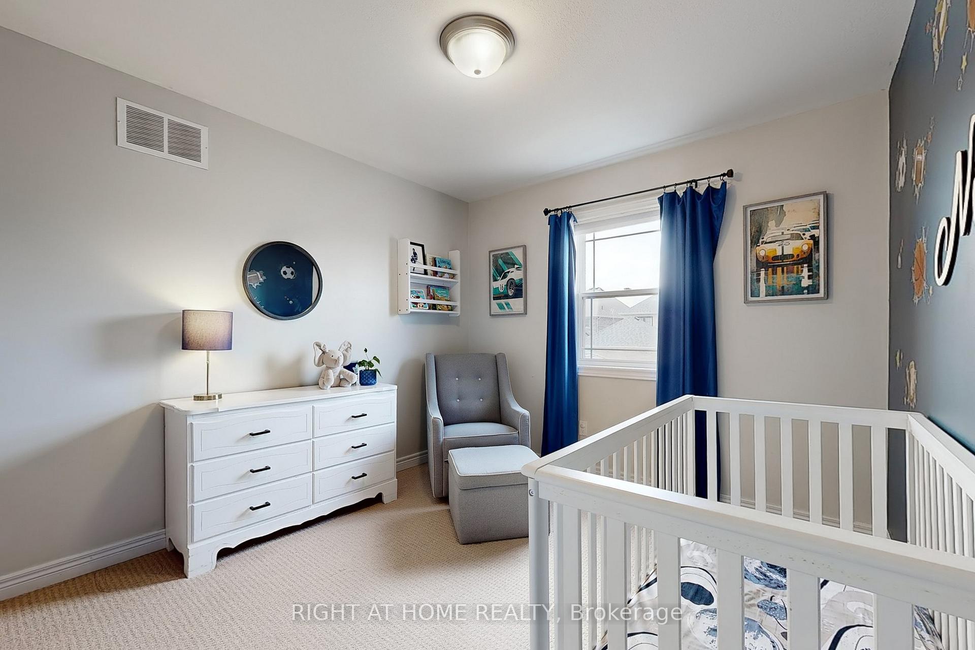 Photo 29 of 909 Broadway Boulevard, Peterborough, Northcrest Ward 5 — HOMEH