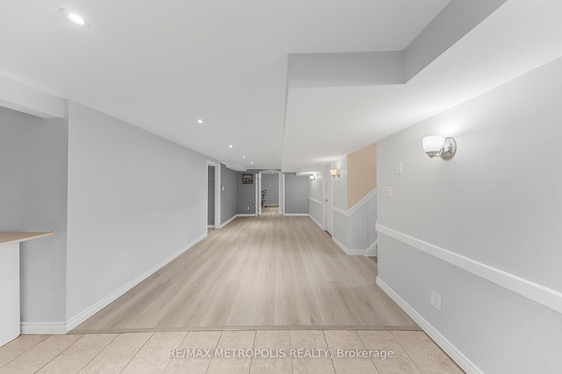 Photo 18 of 327 Ballard Street, Oshawa, Lakeview — HOMEH