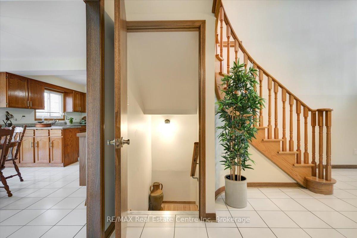 Photo 49 of 15 Glitter Road, Vaughan, East Woodbridge — HOMEH