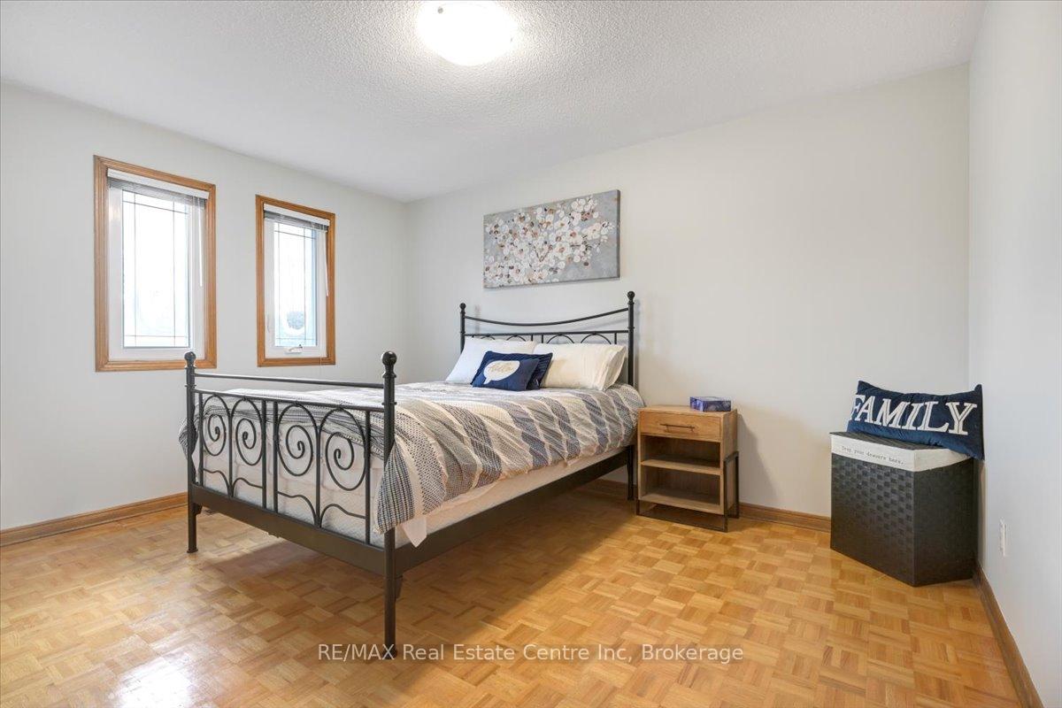 Photo 24 of 15 Glitter Road, Vaughan, East Woodbridge — HOMEH