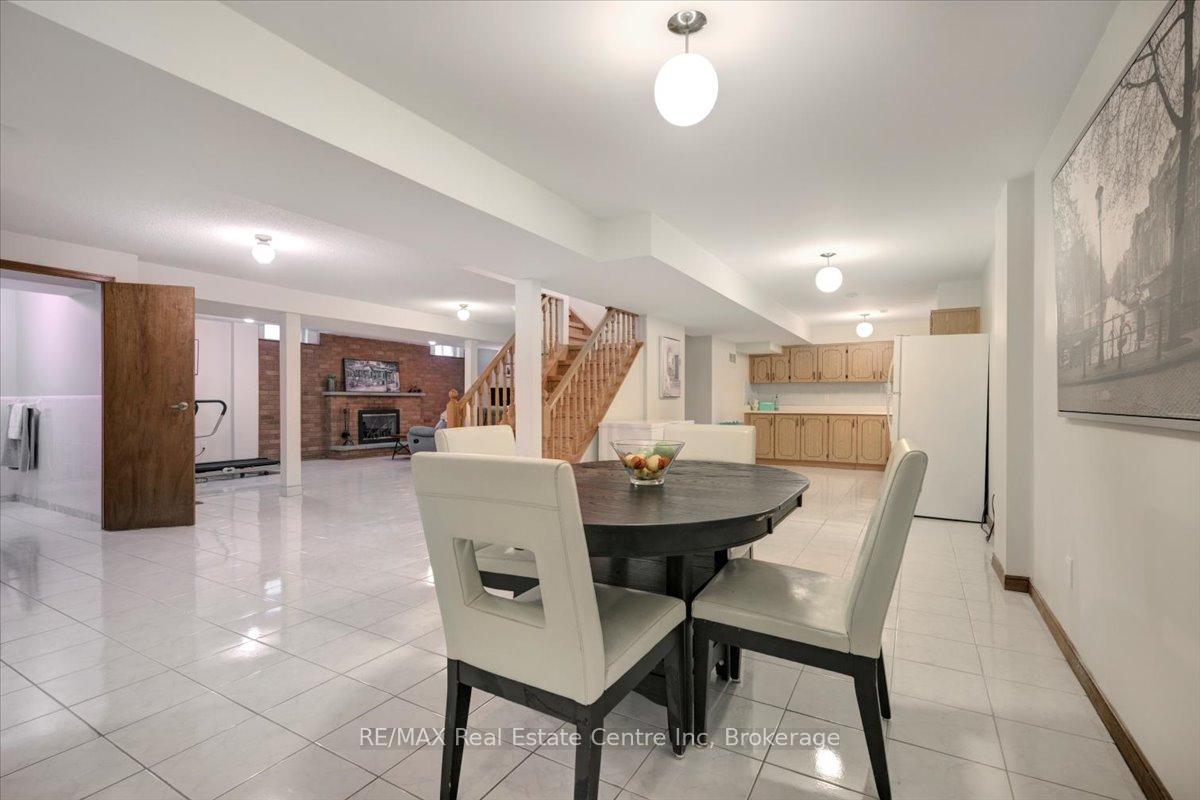 Photo 34 of 15 Glitter Road, Vaughan, East Woodbridge — HOMEH