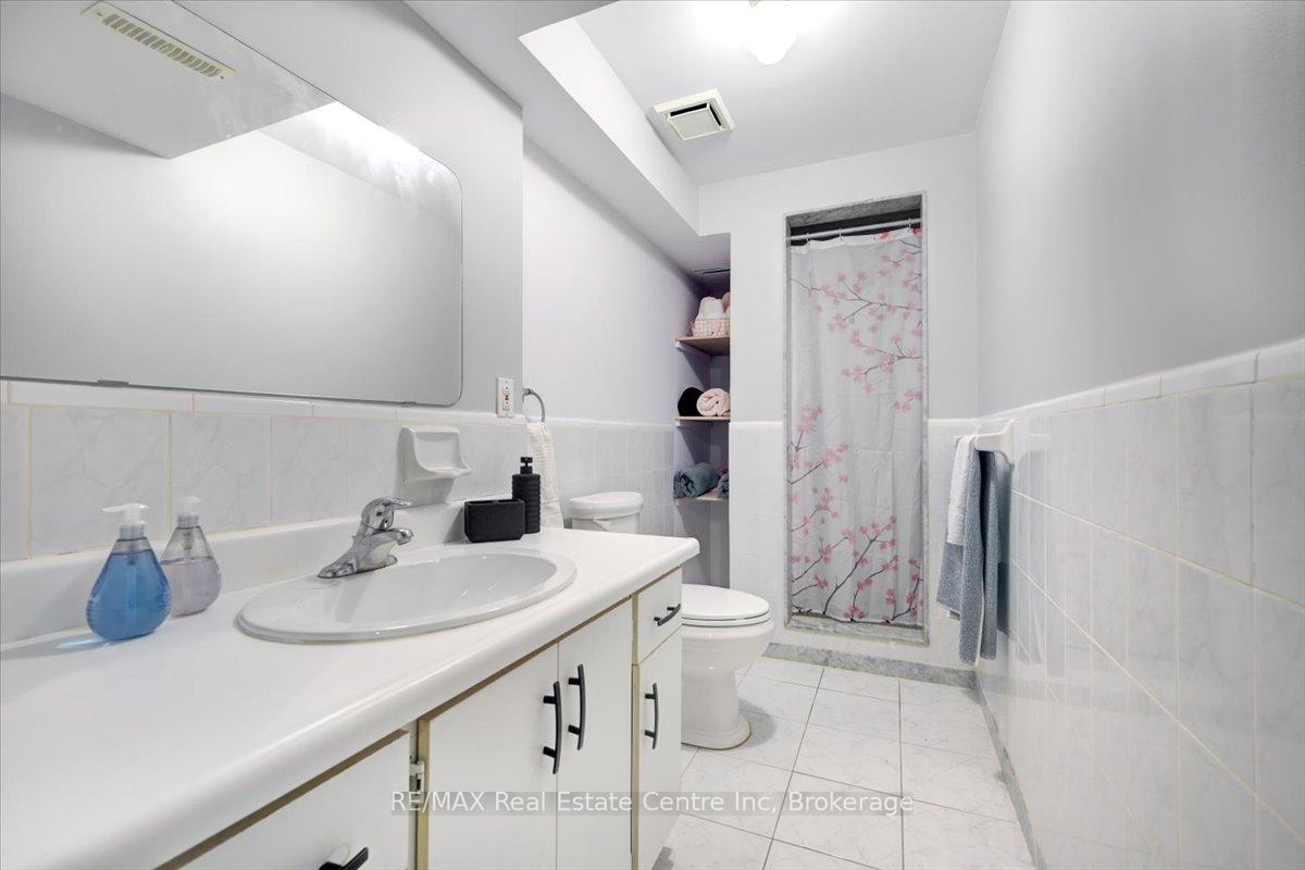 Photo 36 of 15 Glitter Road, Vaughan, East Woodbridge — HOMEH
