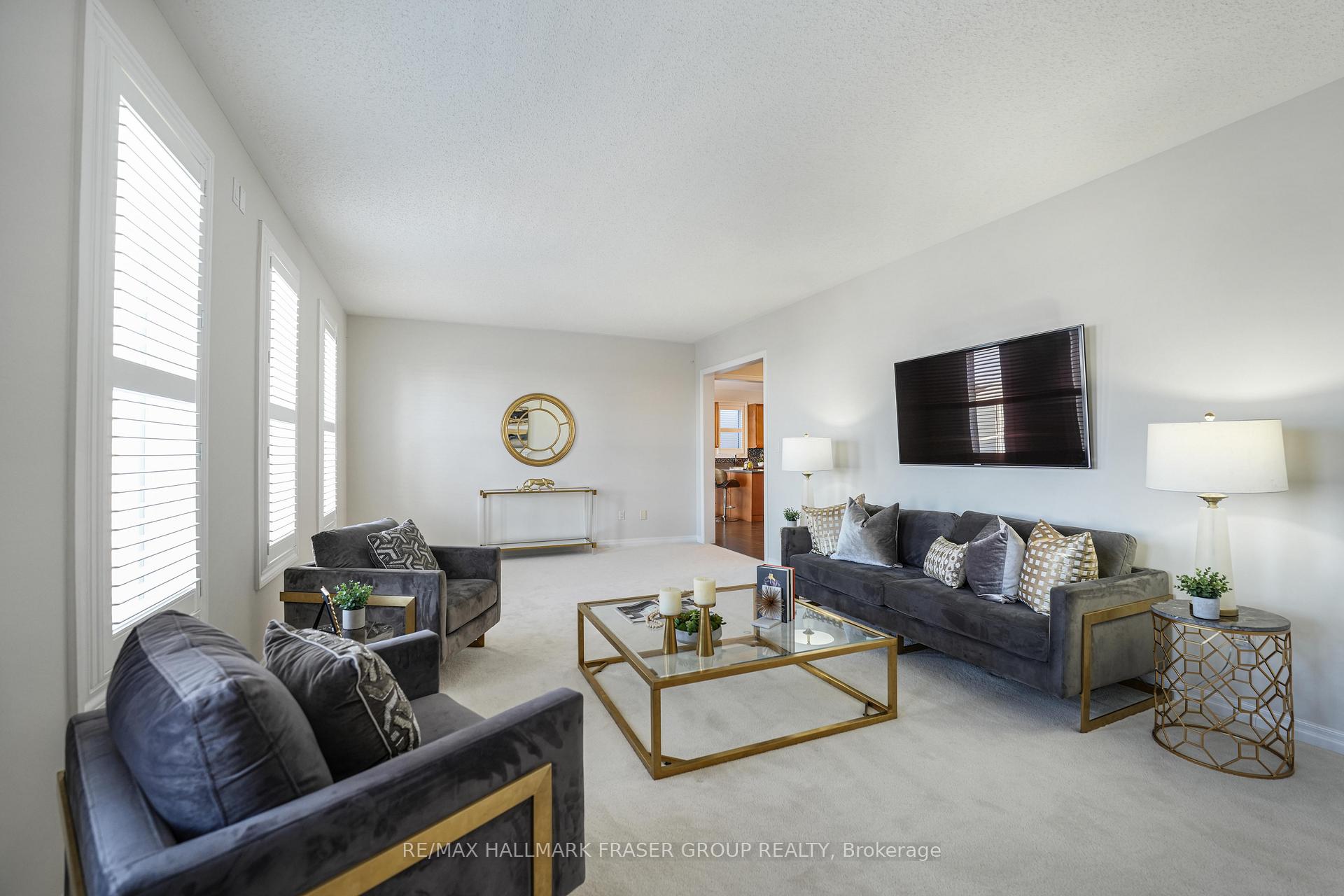 Photo 11 of 826 Eagle Ridge Drive, Oshawa, Taunton — HOMEH