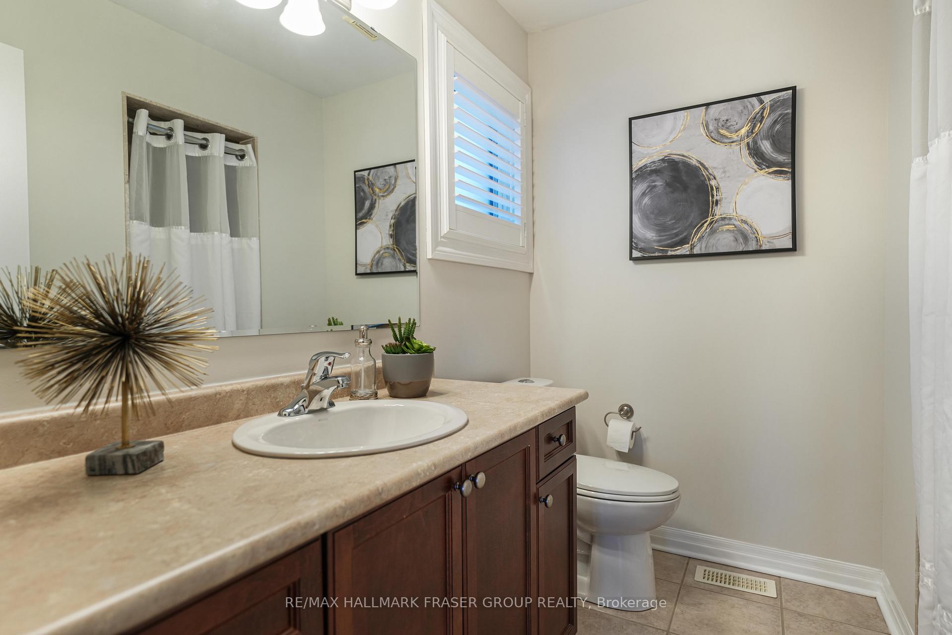 Photo 32 of 826 Eagle Ridge Drive, Oshawa, Taunton — HOMEH