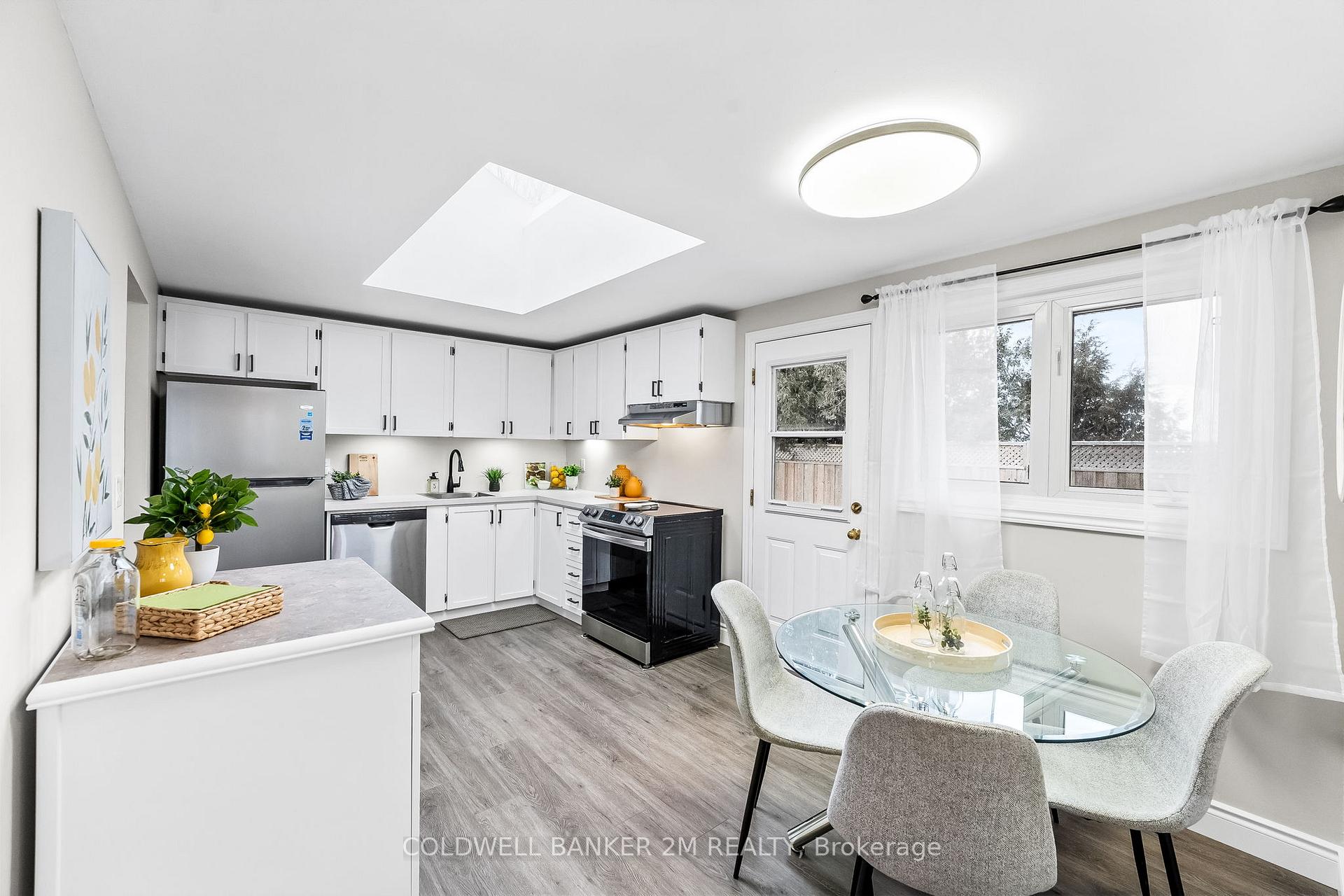 Photo 12 of 836 Grandview Drive, Oshawa, Donevan — HOMEH