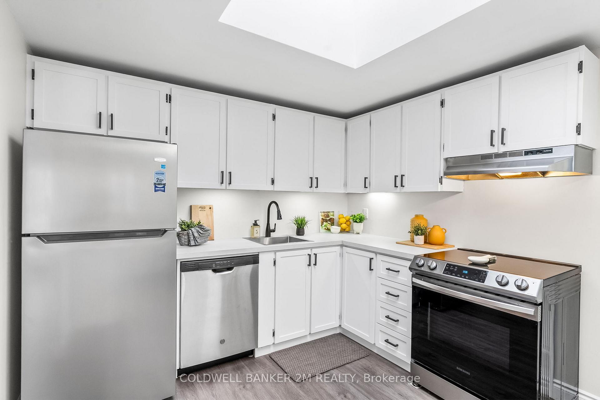 Photo 14 of 836 Grandview Drive, Oshawa, Donevan — HOMEH