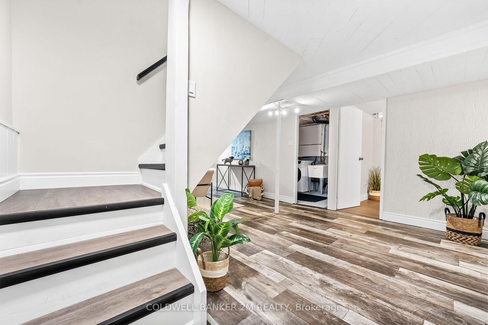 Photo 22 of 836 Grandview Drive, Oshawa, Donevan — HOMEH