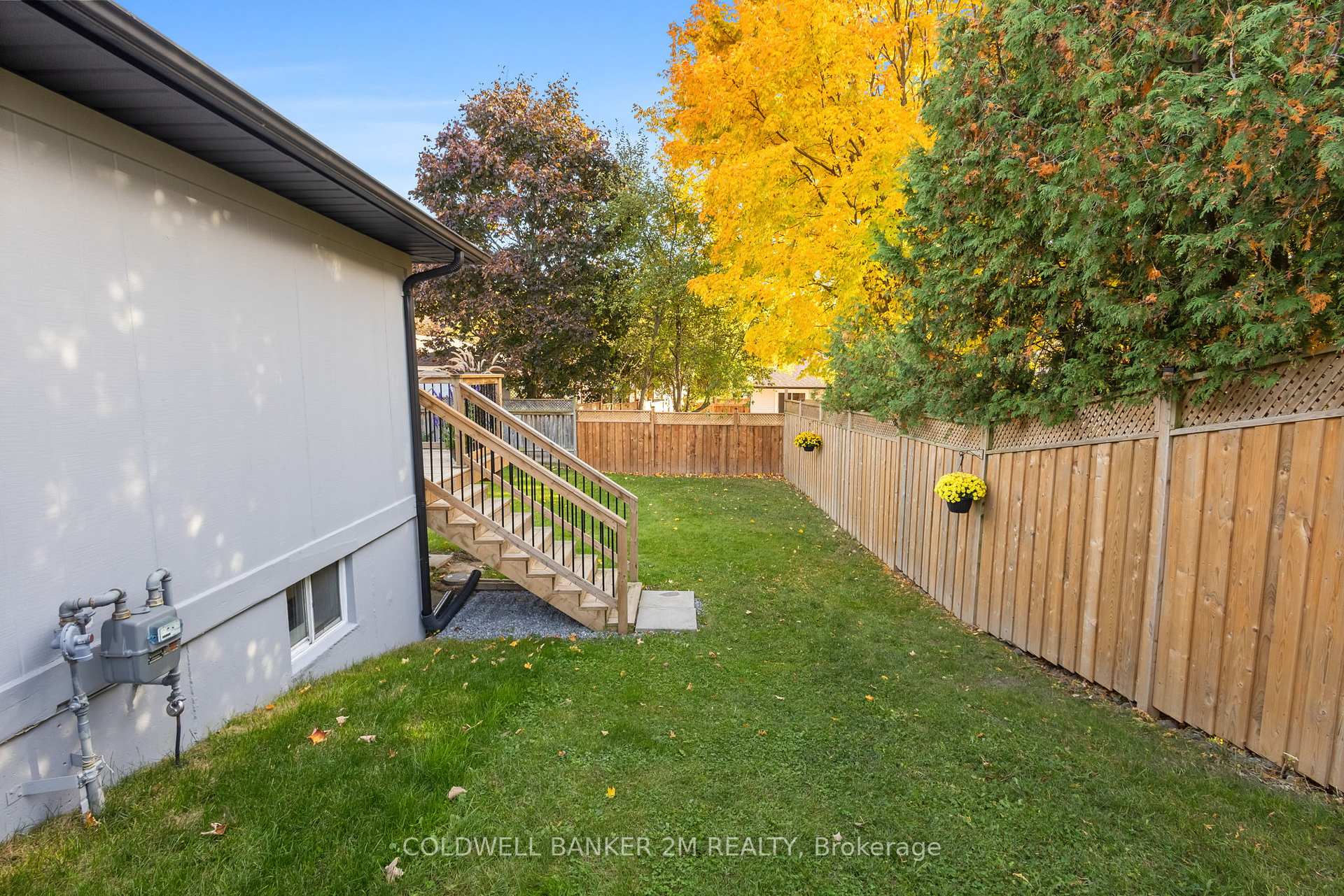 Photo 33 of 836 Grandview Drive, Oshawa, Donevan — HOMEH