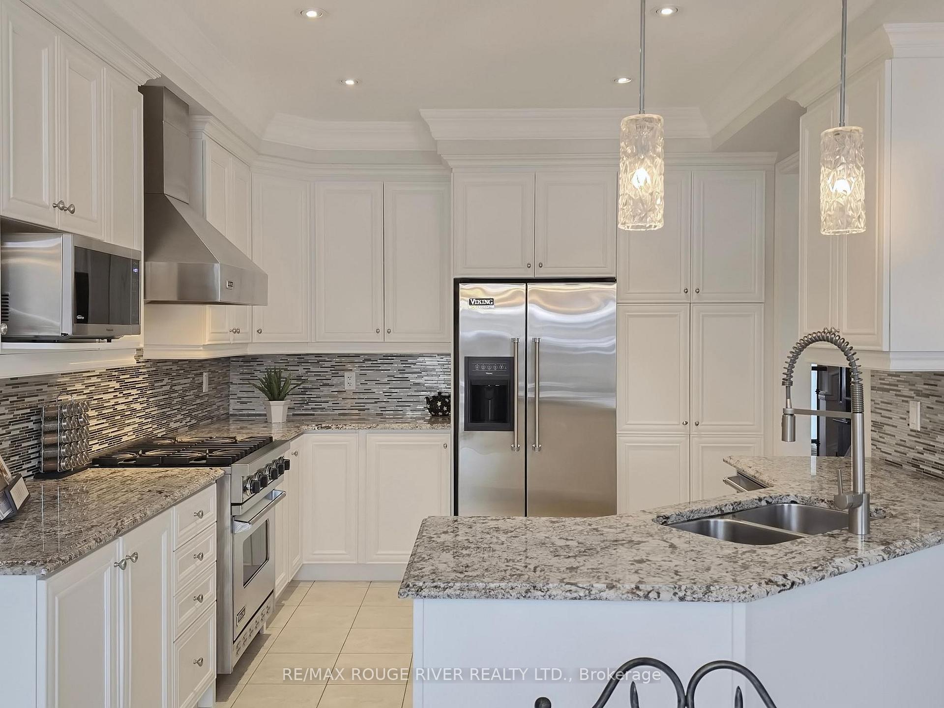 Photo 6 of 26 Josephine Road, Vaughan, Vellore Village — HOMEH