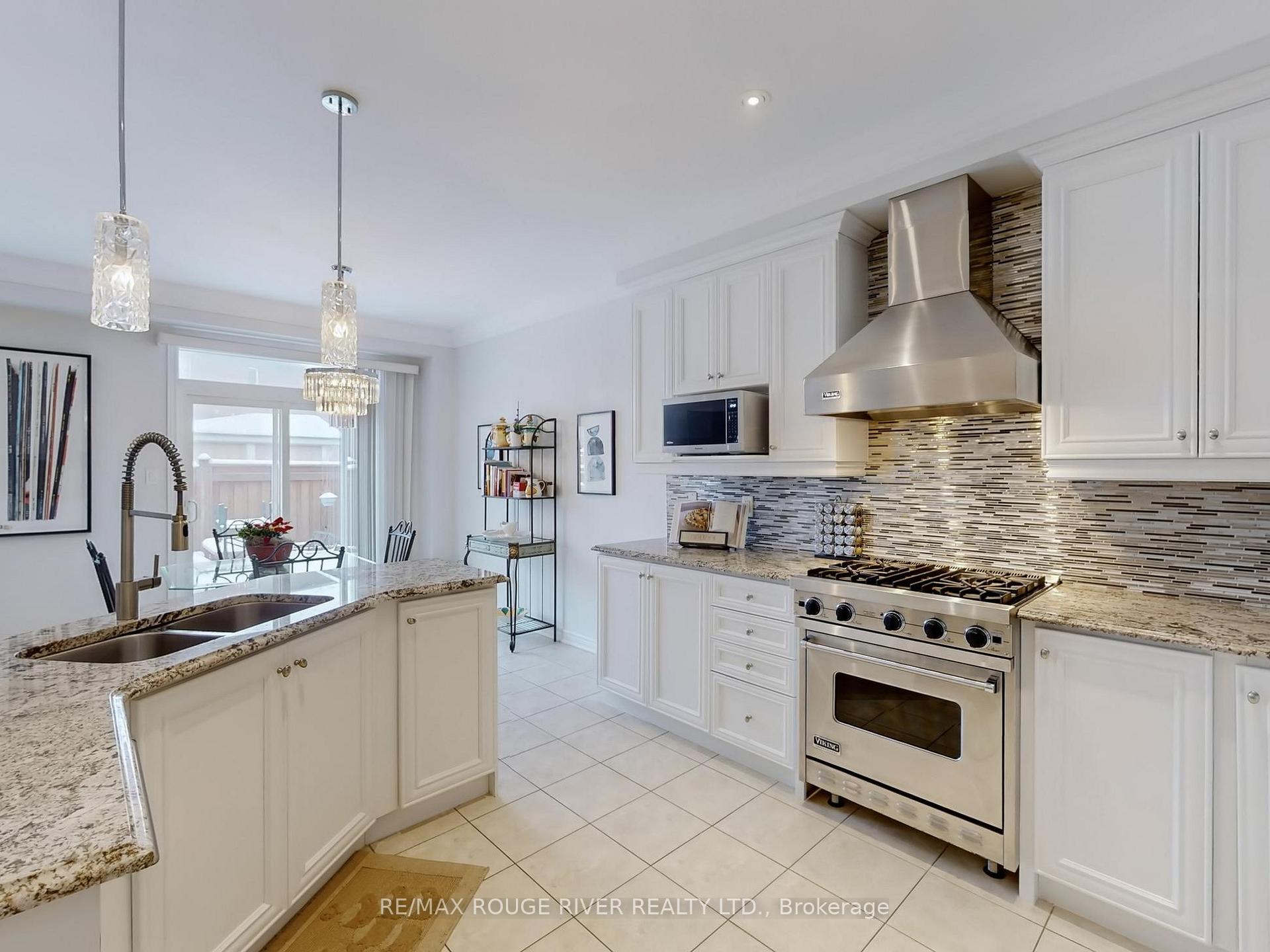 Photo 7 of 26 Josephine Road, Vaughan, Vellore Village — HOMEH