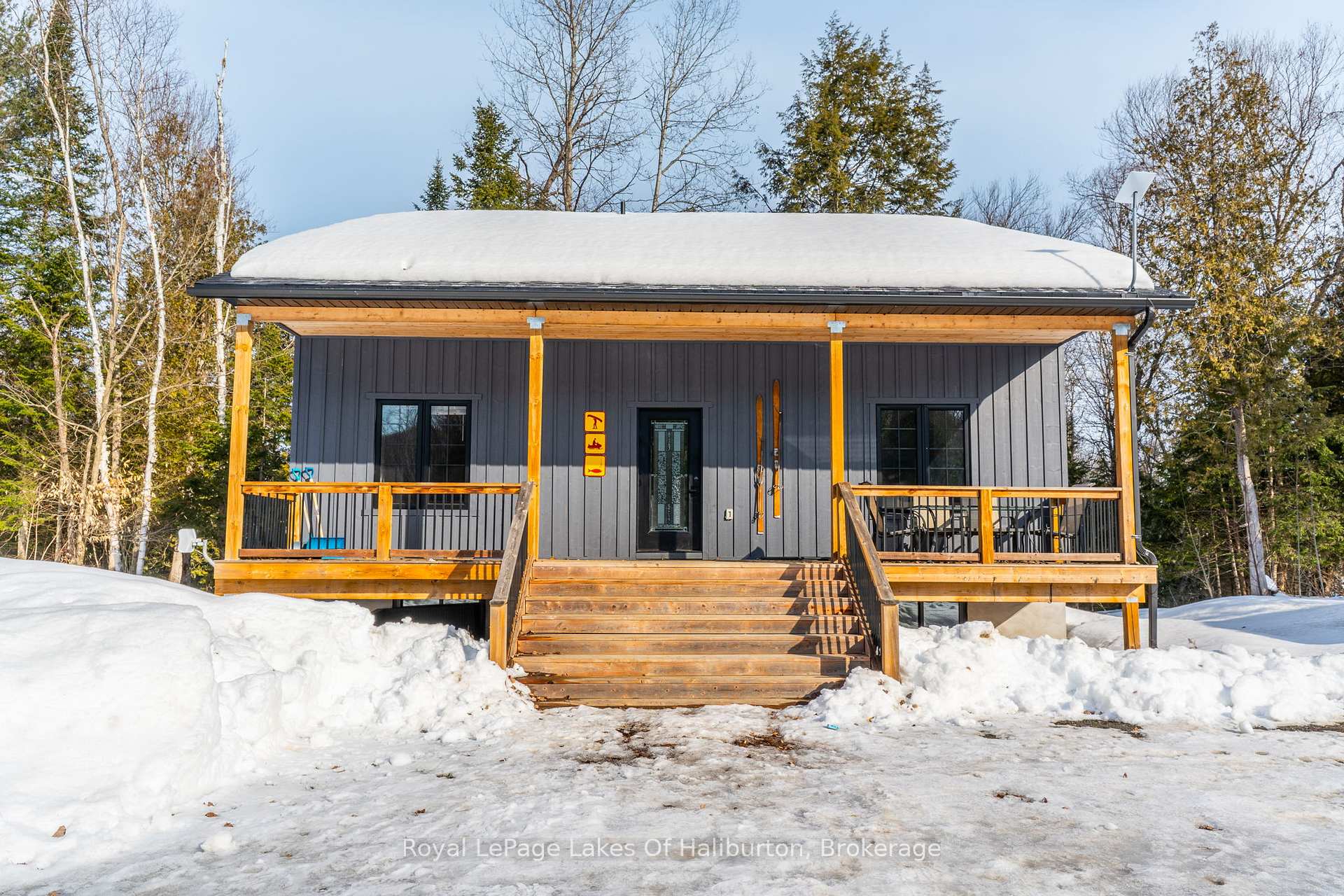 Photo 8 of 1026 Pine Needle Trail, Algonquin Highlands, Stanhope — HOMEH