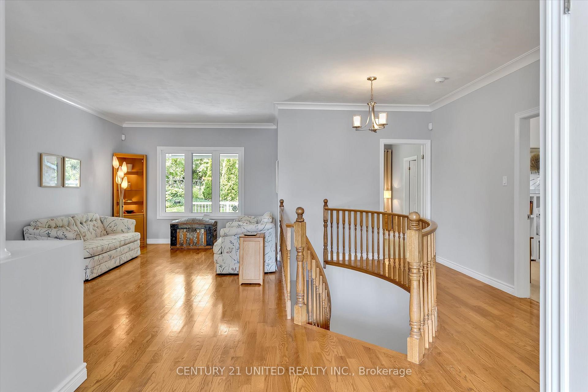 Photo 3 of 1598 College Park Drive, Peterborough, Otonabee Ward 1 — HOMEH