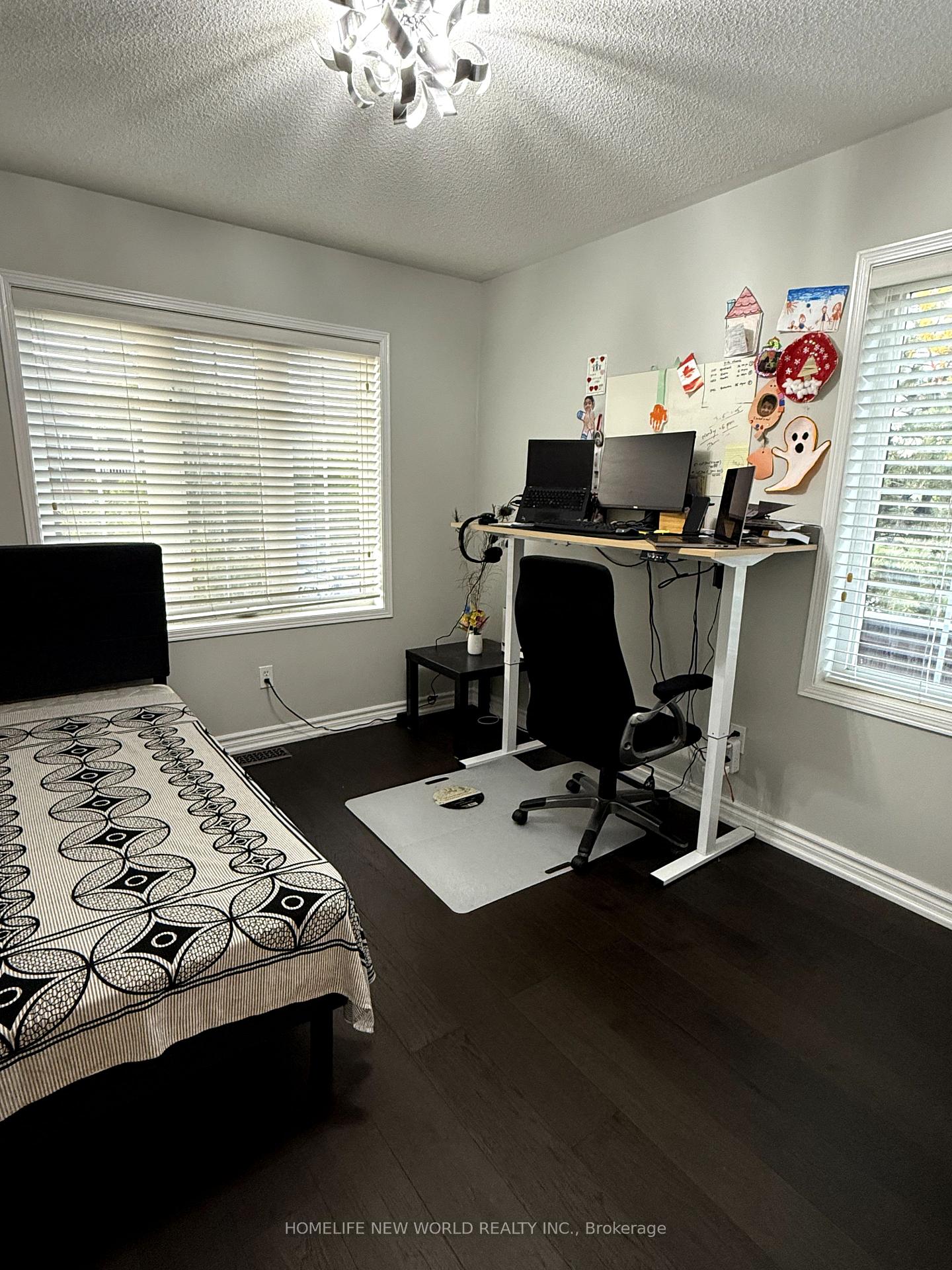 Photo 9 of 13 Tasker Crescent, Ajax, Central — HOMEH