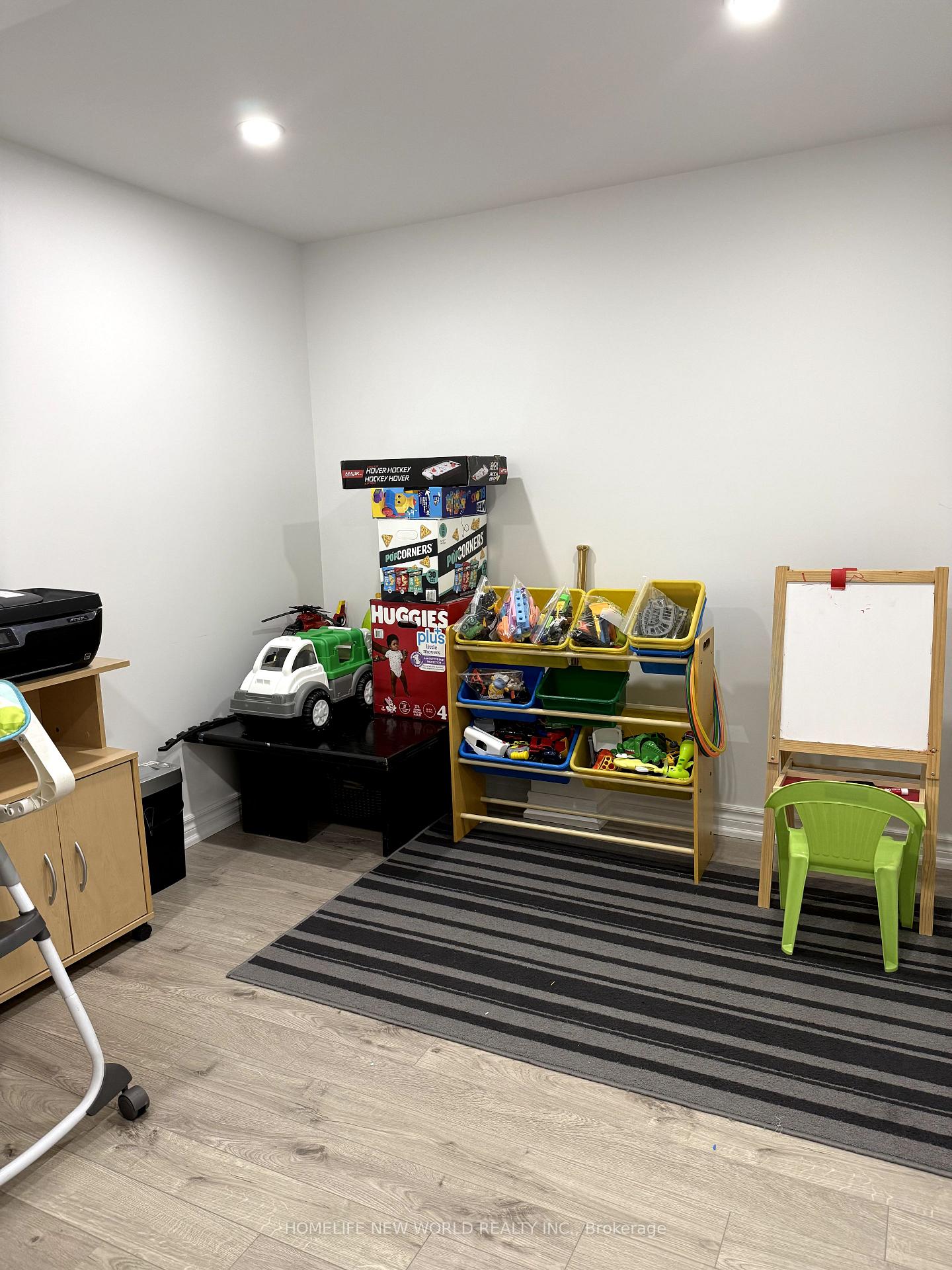 Photo 14 of 13 Tasker Crescent, Ajax, Central — HOMEH