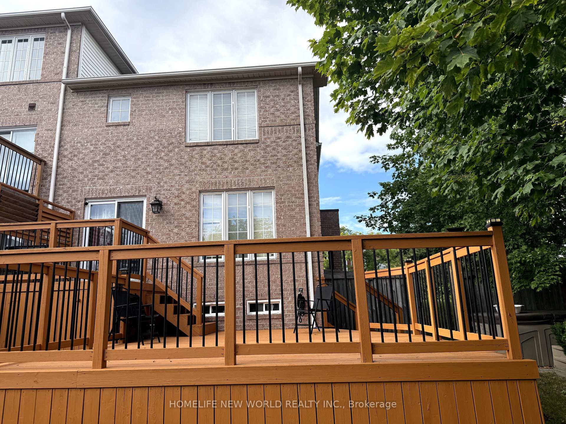 Photo 17 of 13 Tasker Crescent, Ajax, Central — HOMEH