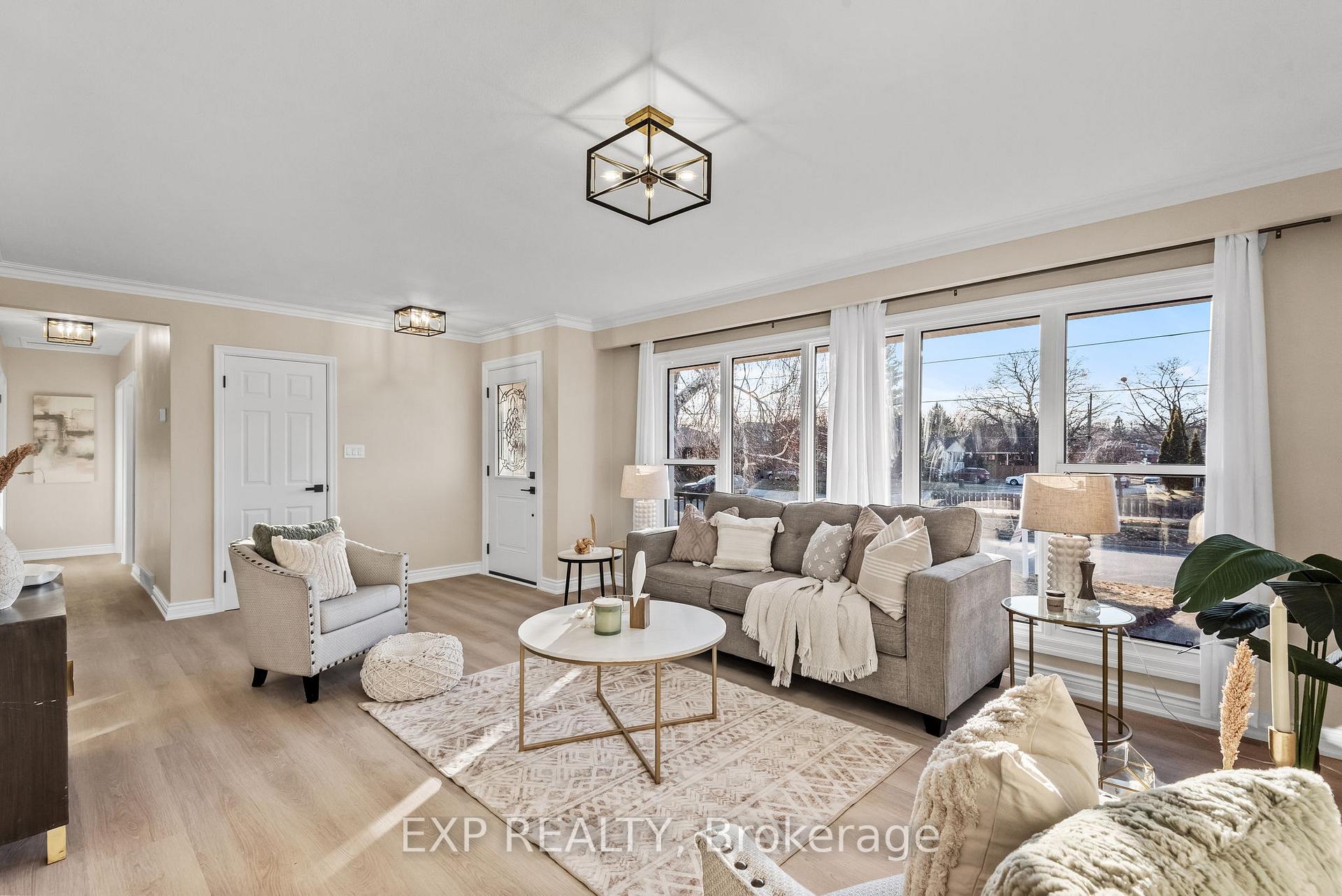Photo 7 of 383 Windsor Street, Oshawa, Donevan — HOMEH