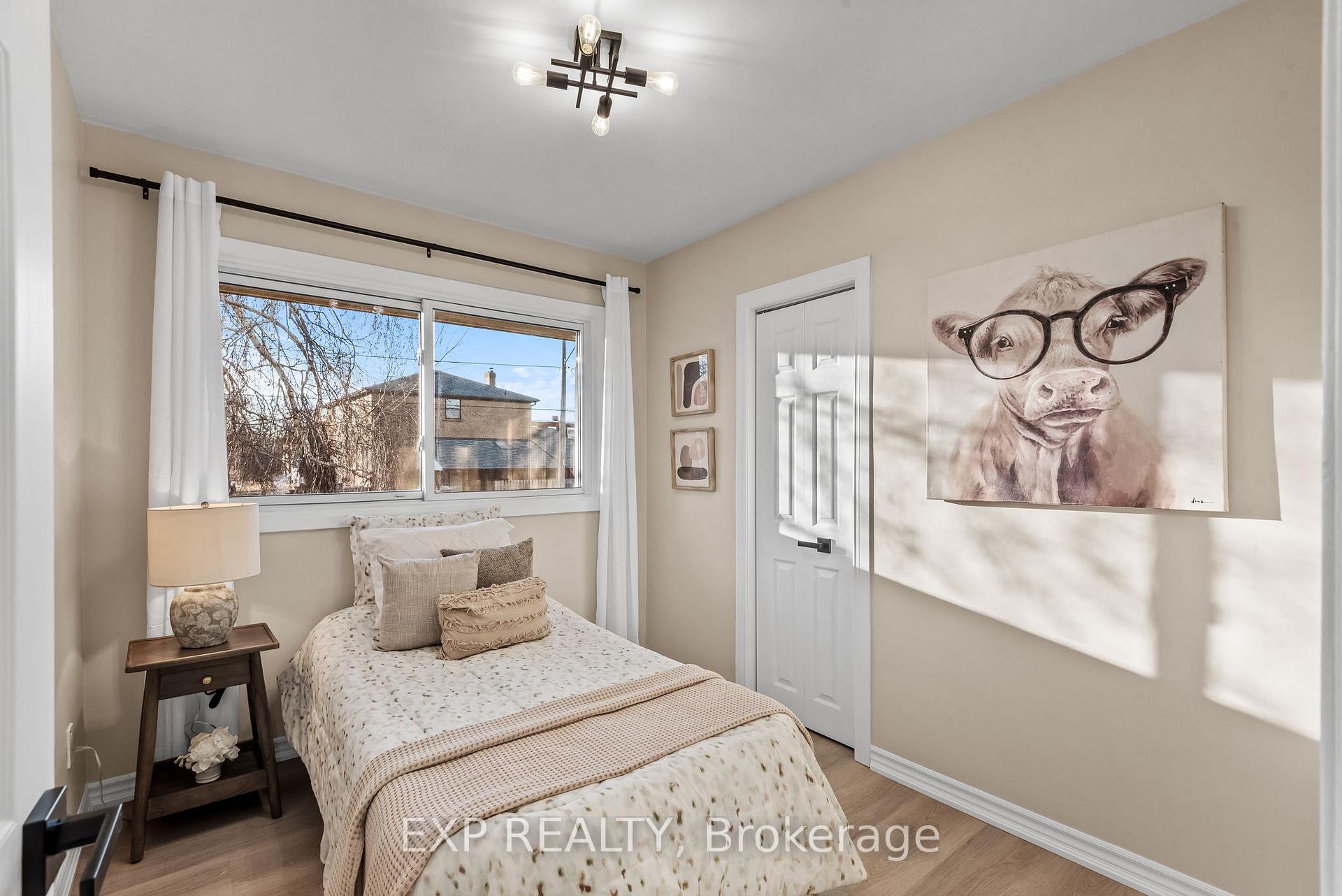 Photo 18 of 383 Windsor Street, Oshawa, Donevan — HOMEH