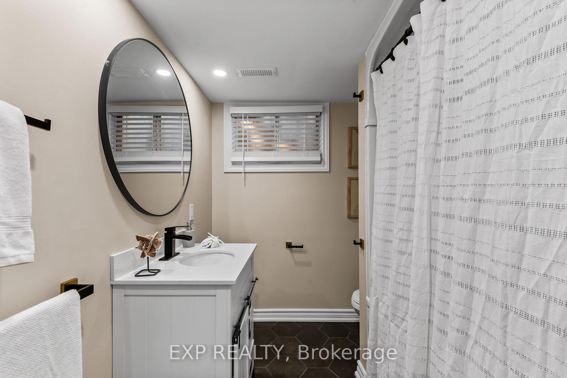 Photo 38 of 383 Windsor Street, Oshawa, Donevan — HOMEH