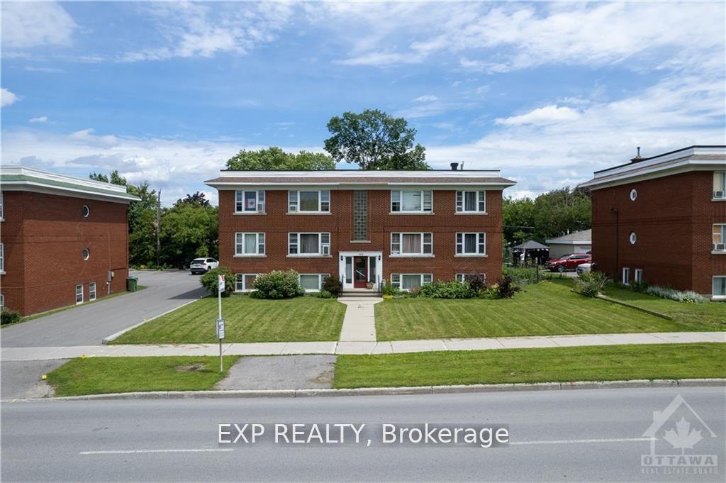 Front of 879 Kirkwood Avenue