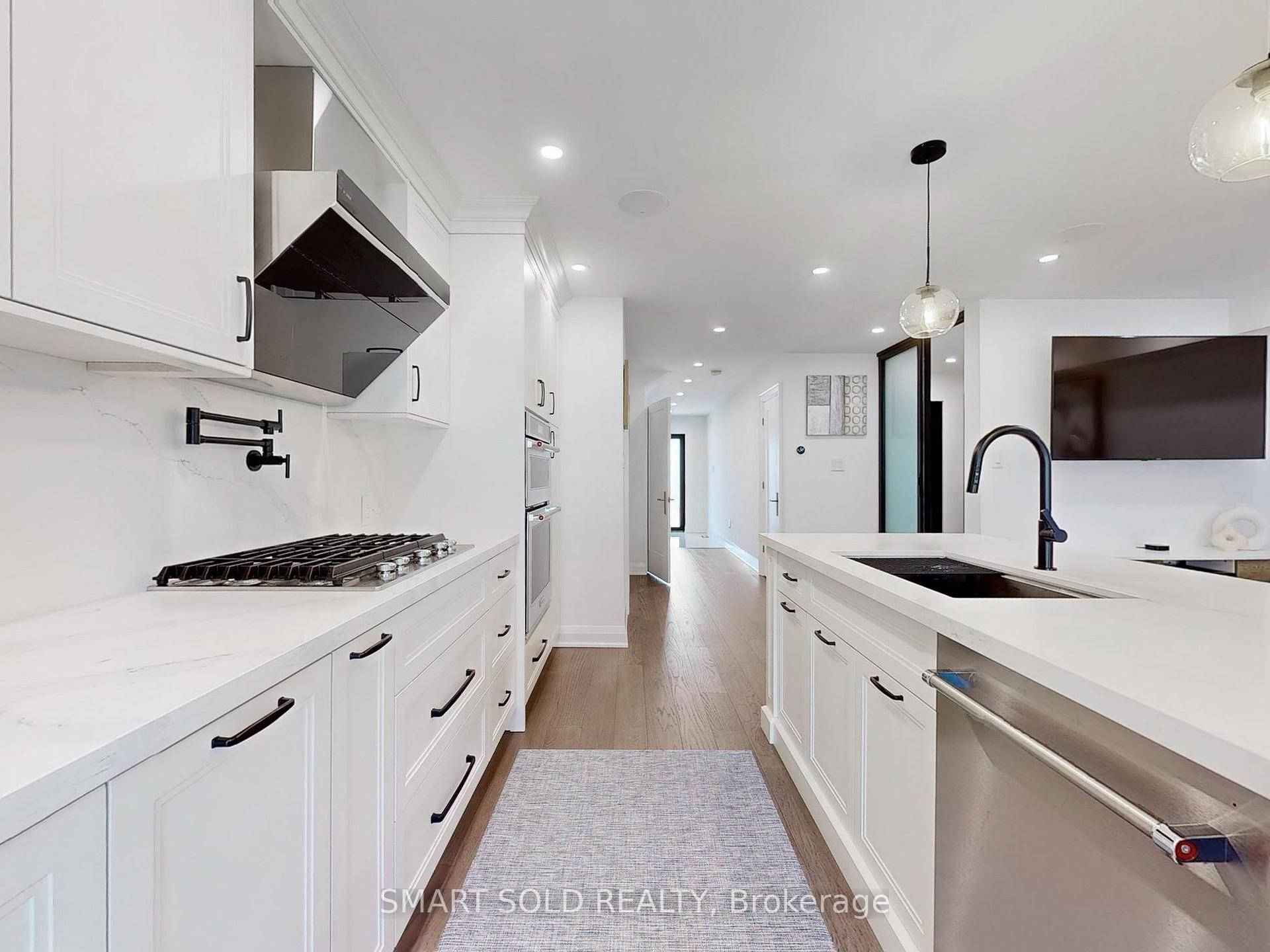 Photo 6 of 51 Cassia Crescent, Vaughan, Maple — HOMEH