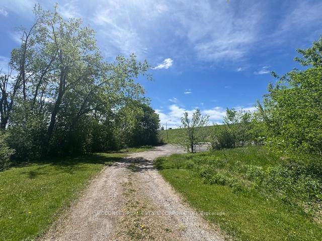Photo 3 of 2414 Ashburnham Drive, Peterborough, Ashburnham Ward 4 — HOMEH