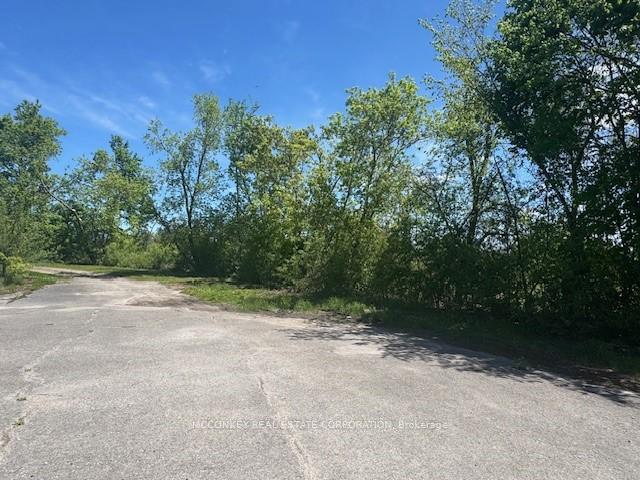 Photo 6 of 2414 Ashburnham Drive, Peterborough, Ashburnham Ward 4 — HOMEH