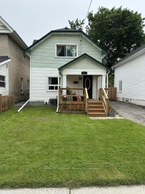 Front of 215 Braidwood Avenue