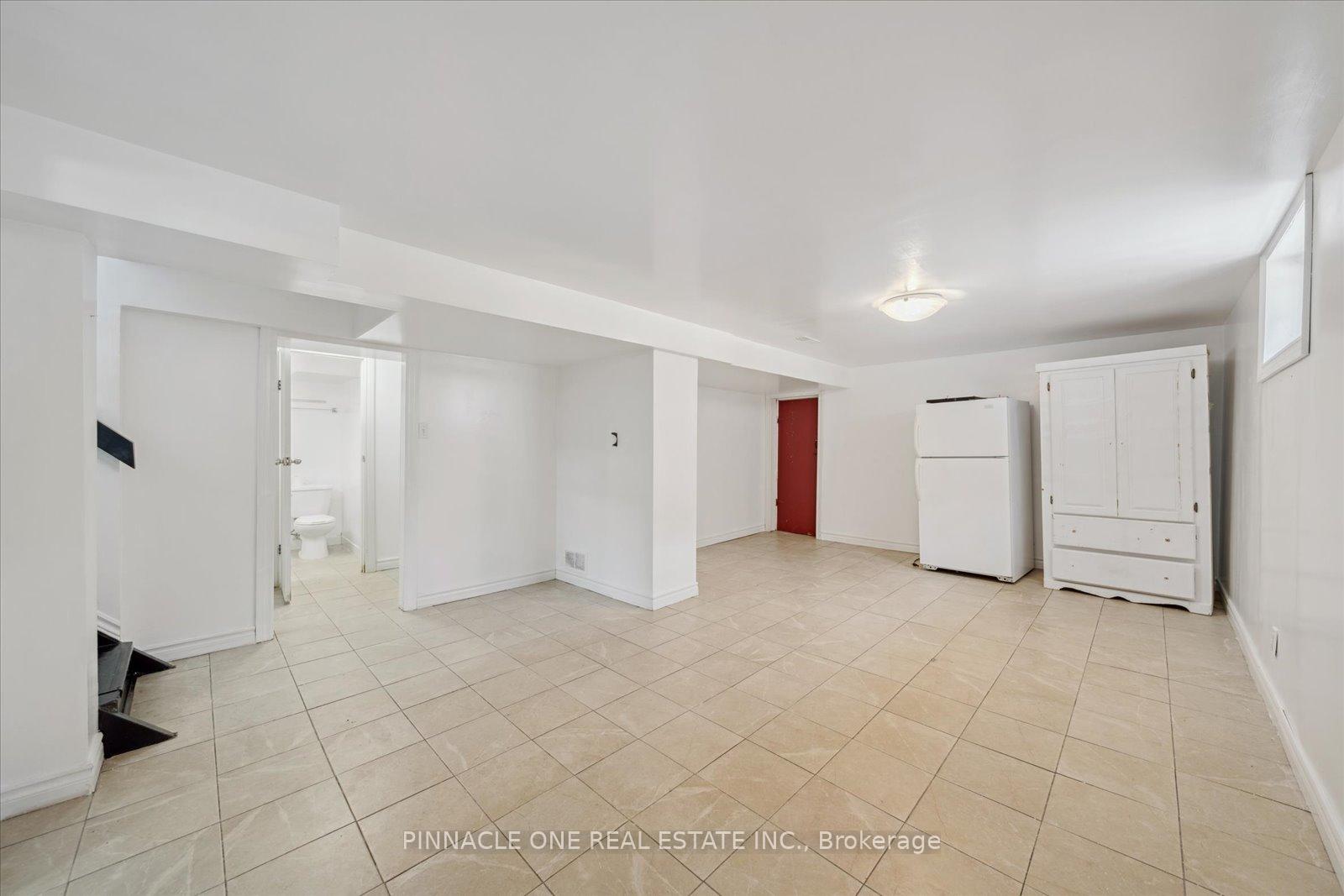 Photo 16 of 425 Parkhill Road W, Peterborough, Town Ward 3 — HOMEH