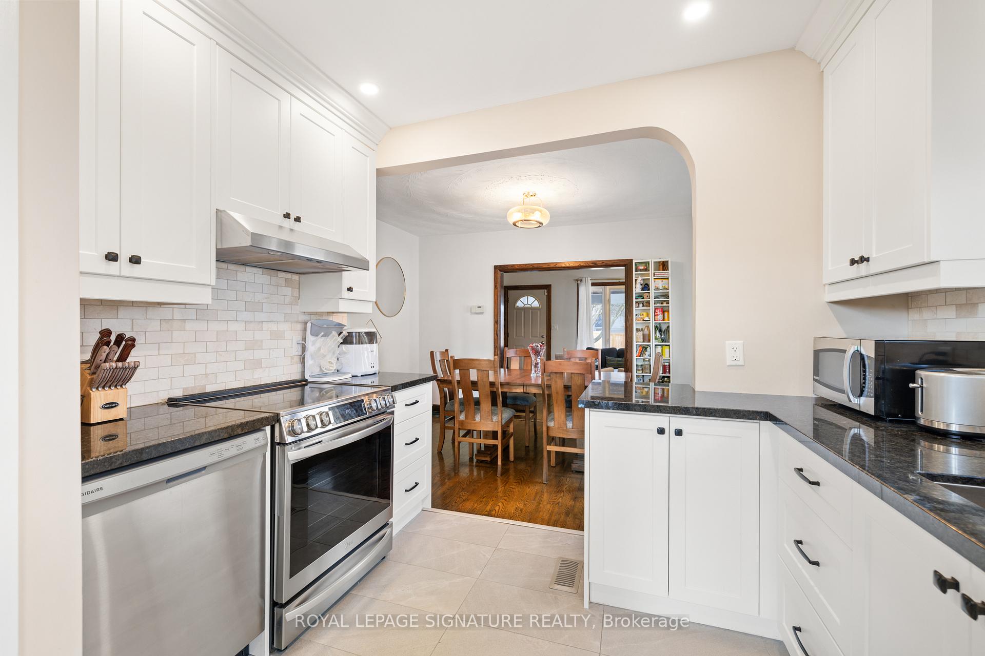 Photo 13 of 99 Mclaughlin Boulevard, Oshawa, O'Neill — HOMEH