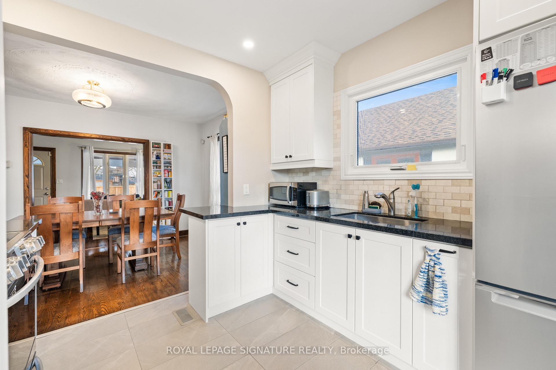 Photo 14 of 99 Mclaughlin Boulevard, Oshawa, O'Neill — HOMEH